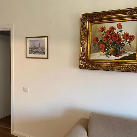 Apartment Ambassador *