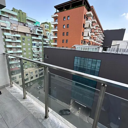 Ambassador Apartment *